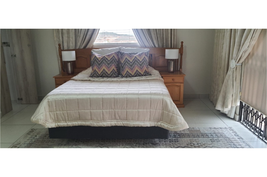 4 Bedroom Property for Sale in Monte Christo Western Cape